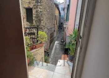 Immagine WhatsApp 2025-07-28 ore 18.32.10_a803e585 - Trilocale vicolo orsini 6, Camporosso - foto 2