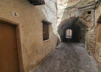 Immagine WhatsApp 2025-07-28 ore 18.32.14_f84adf6d - Trilocale vicolo orsini 6, Camporosso - foto 7