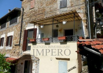 il prospetto esposto a sud - Quadrilocale Località Verrandi, Ventimiglia - foto 5