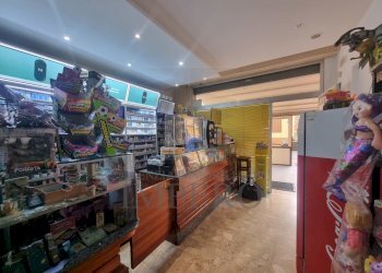 9 - Tabaccheria Via Dante Alighieri 34, Ventimiglia - foto 21