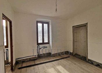 camera - Trilocale Via Nuova 10, Isolabona - foto 2