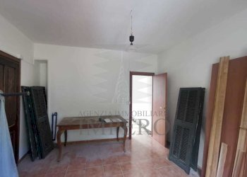 camera - Trilocale Via Nuova 10, Isolabona - foto 15