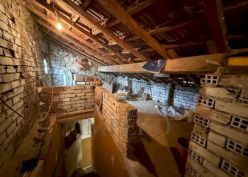 soffitta - Apartment Via Rocca 3, Dolceacqua - photo 20