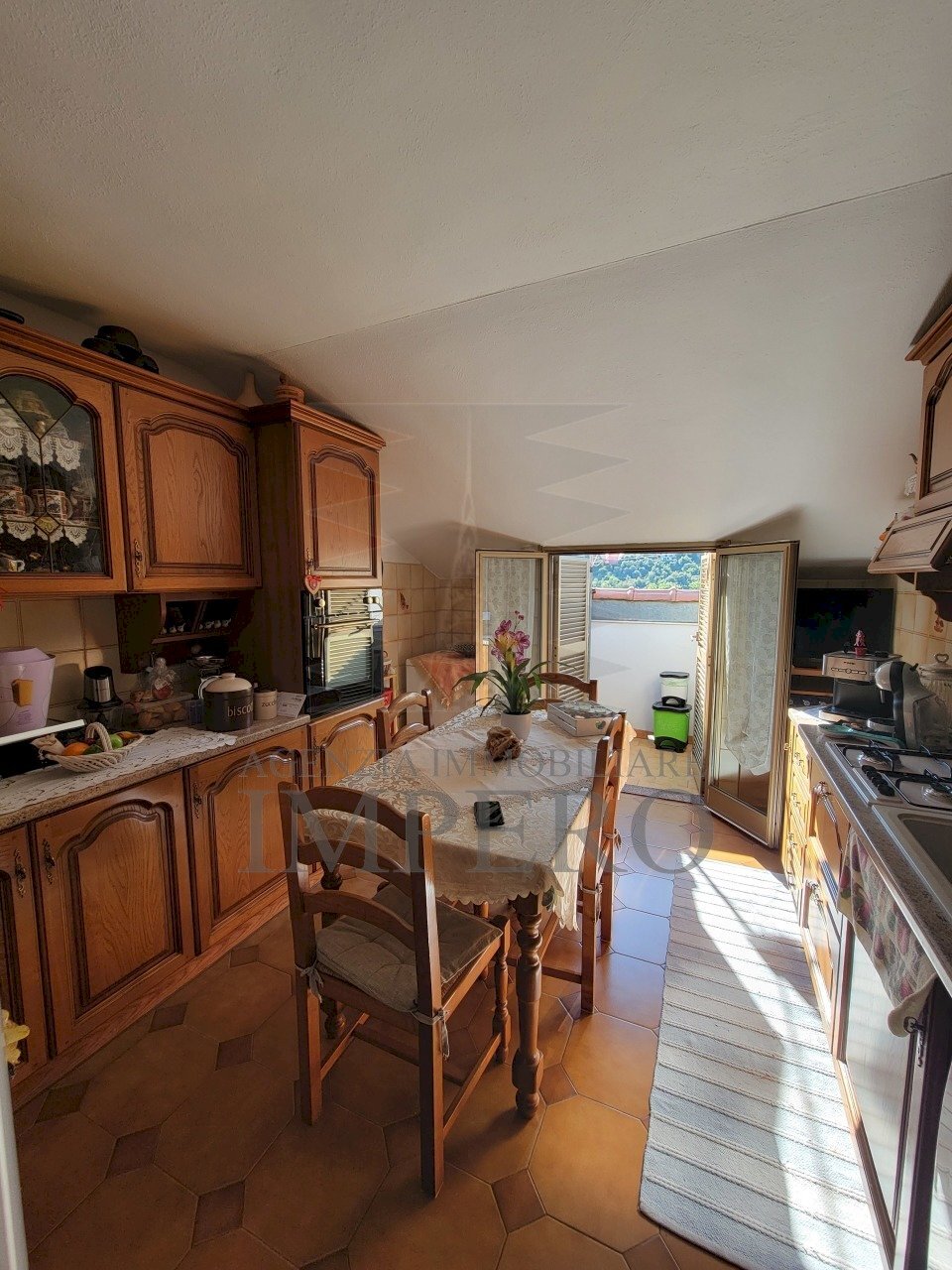 cucina.jpg - Porzione di casa Frazione Varase 31, Ventimiglia - foto 3
