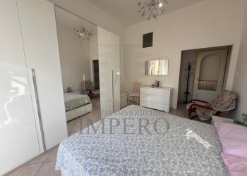 camera da letto - Appartamento Corso Genova 1/A, Ventimiglia - foto 8