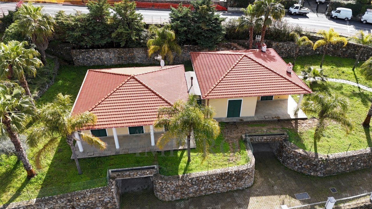 drone - Villa Via Coggiola 60, Bordighera - photo 3