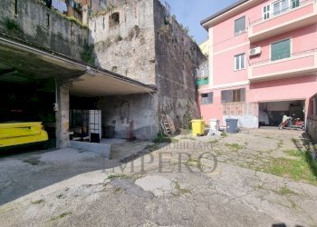 piazzale - Magazzino Via Giovanni Trossarelli 14, Ventimiglia - foto 2