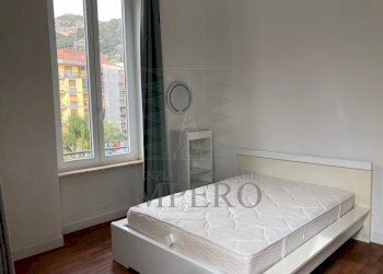 camera da letto - Appartamento Largo Torino 10, Ventimiglia - foto 11