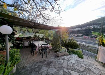 terrazza - Villa Corso Limone Piemonte 174, Ventimiglia - foto 17