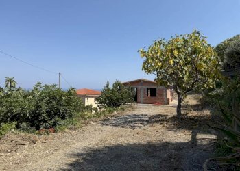 foto_20.jpg - Independent house Strada Boccone, Imperia - photo 19