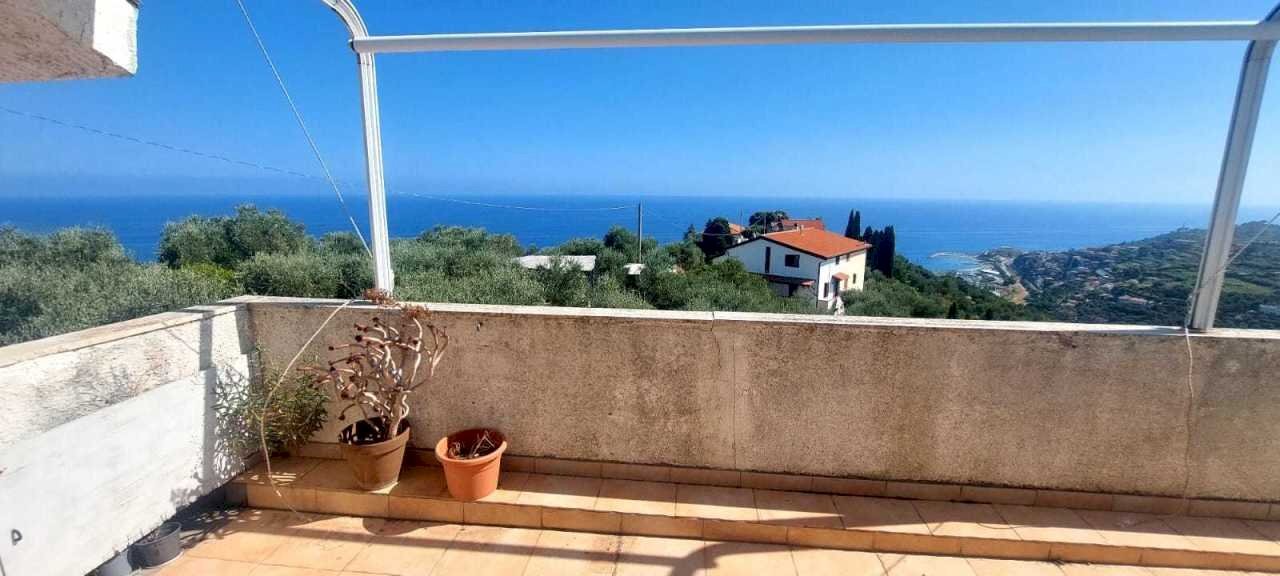 WhatsApp Image 2025-08-02 at 20.39.31 (1).jpeg - Mansarda Strada del colle, Imperia - foto 1