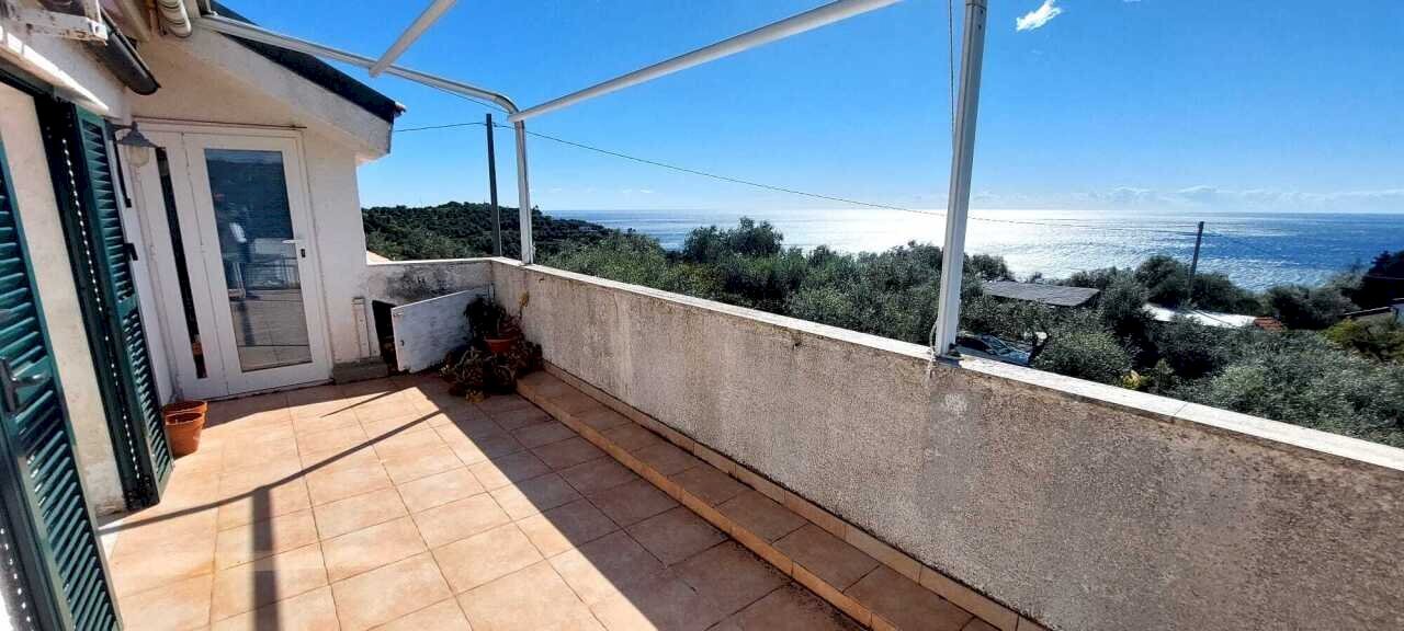 WhatsApp Image 2026-03-31 at 13.56.43.jpeg - Mansarda Strada del colle, Imperia - foto 1