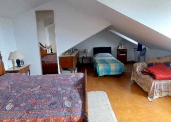 WhatsApp Image 2025-07-23 at 19.29.28.jpeg - Mansarda Strada del colle, Imperia - foto 13