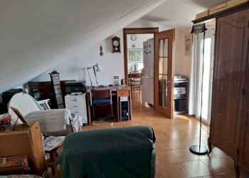 WhatsApp Image 2025-11-10 at 15.24.17.jpeg - Mansarda Strada del colle, Imperia - foto 8