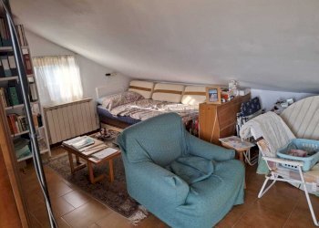 WhatsApp Image 2025-11-10 at 15.24.18 (1).jpeg - Mansarda Strada del colle, Imperia - foto 10