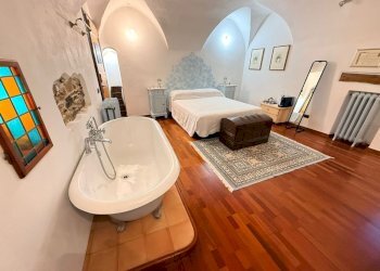 WhatsApp Image 2025-11-28 at 10.36.00 (1).jpeg - Appartamento Via Principale, Imperia - foto 22