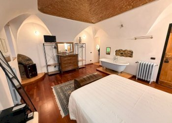 WhatsApp Image 2025-11-28 at 10.36.00 (2).jpeg - Appartamento Via Principale, Imperia - foto 23