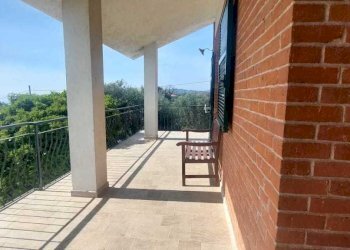 2.jpeg - Villa Via San Benedetto, Imperia - photo 2
