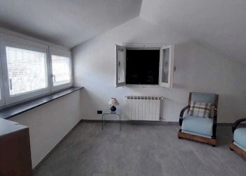 WhatsApp Image 2025-08-26 at 11.00.36.jpeg - Terratetto - Terracielo Via Diano Calderina, Imperia - foto 28