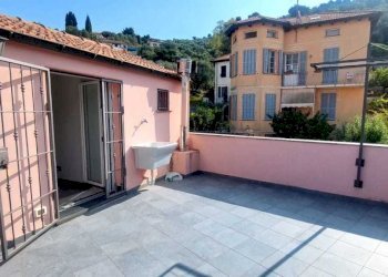 WhatsApp Image 2025-08-26 at 11.01.08.jpeg - Terratetto - Terracielo Via Diano Calderina, Imperia - foto 29