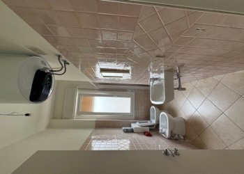 IMG_9366.jpg - Ufficio Via Raffaele Giannetti, Imperia - foto 13