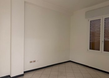 IMG_9370.jpg - Ufficio Via Raffaele Giannetti, Imperia - foto 17