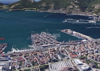 AFF518_Appartamento uso ufficio in affitto La Spez - Office La Spezia - photo 3