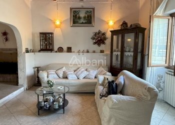 SS150_Terra tetto su due livelli in vendita arreda - Terratetto - Terracielo Aulla - foto 4