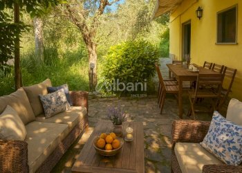 RENDER CORTE PIANO TERRA - Villa Follo - foto 6