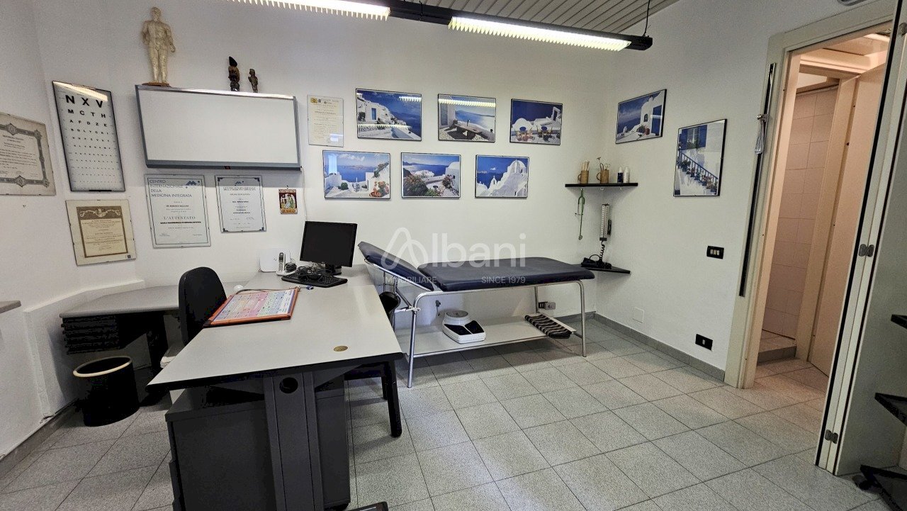 AFF502_studio medico_affitto_ufficio_prati di vezz - Office Vezzano Ligure - photo 2