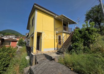 IN500_Indipendente bifamiliare in vendita con terr - Casa indipendente Strada Statale 1 65, Riccò del Golfo di Spezia - foto 2