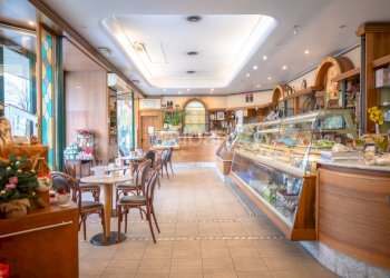 vendita_locale_commerciale_AC234 (4).jpg - Pasticceria Via Provinciale Piana, Vezzano Ligure - foto 2