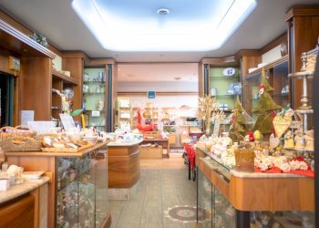 vendita_locale_commerciale_AC234 (10).jpg - Pasticceria Via Provinciale Piana, Vezzano Ligure - foto 7