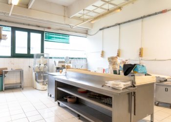 vendita_locale_commerciale_AC234 (18).jpg - Pasticceria Via Provinciale Piana, Vezzano Ligure - foto 15