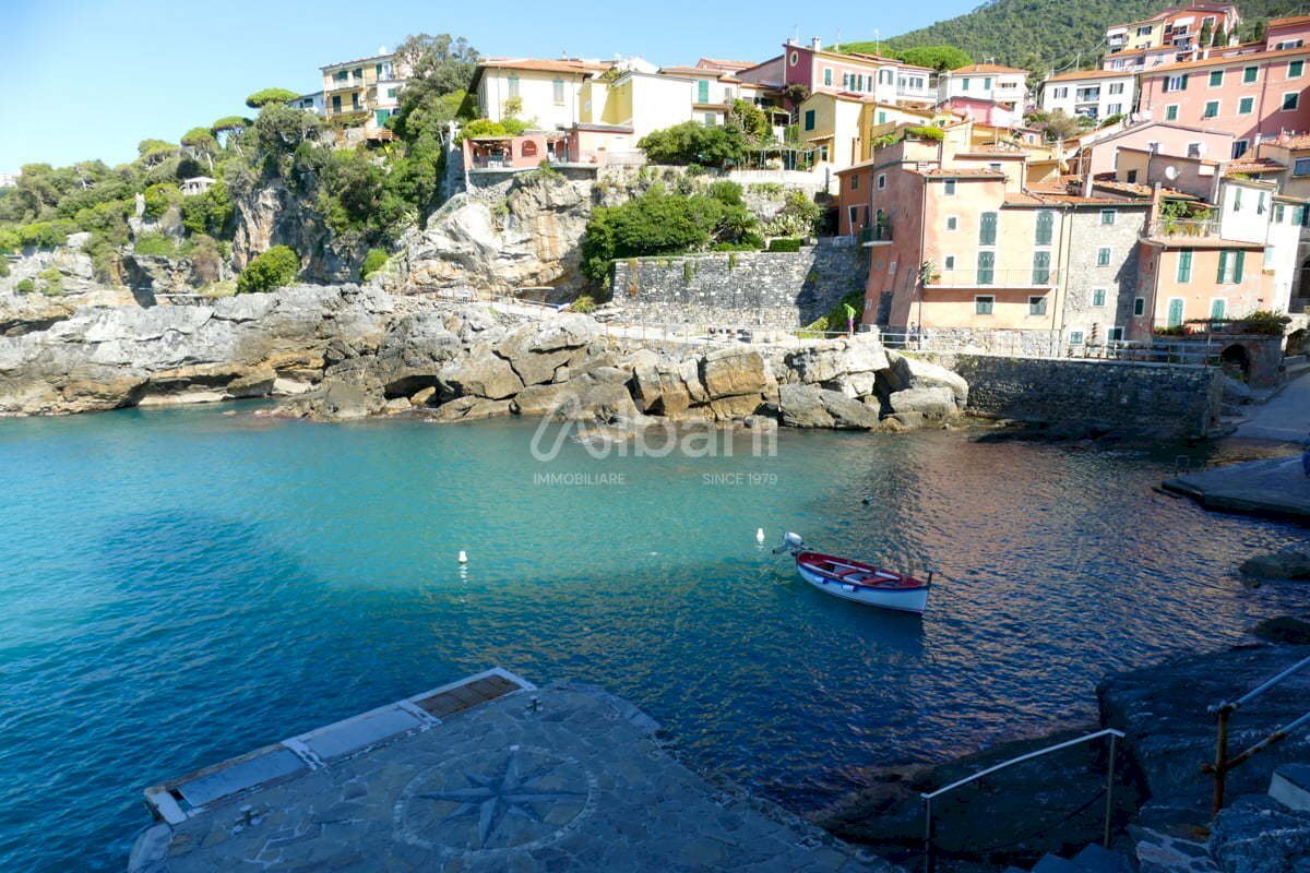 LE2035_TELLARO_SCHIERA_VISTA_MARE (2).jpg - Villa a Schiera Località Fiascherino 7, Lerici - foto 2