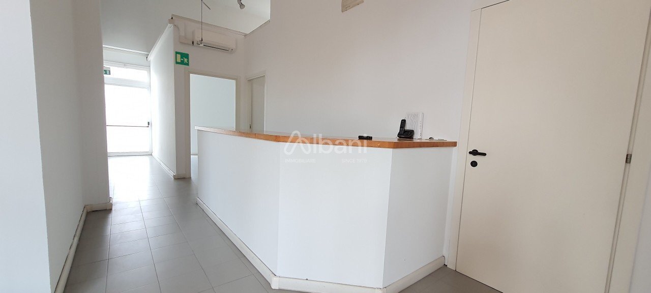 AFF492_uffici_affitto_laspezia_est_ristrutturati_ - Office La Spezia - photo 2
