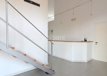 AFF492_uffici_affitto_laspezia_est_ristrutturati_ - Office La Spezia - photo 1