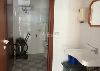 AFF492_uffici_affitto_laspezia_est_ristrutturati_ - Office La Spezia - photo 14