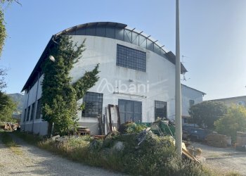 CA02_capannone_Bolano (25).JPG - Non Alimentare Via Milano 2, Bolano - foto 1