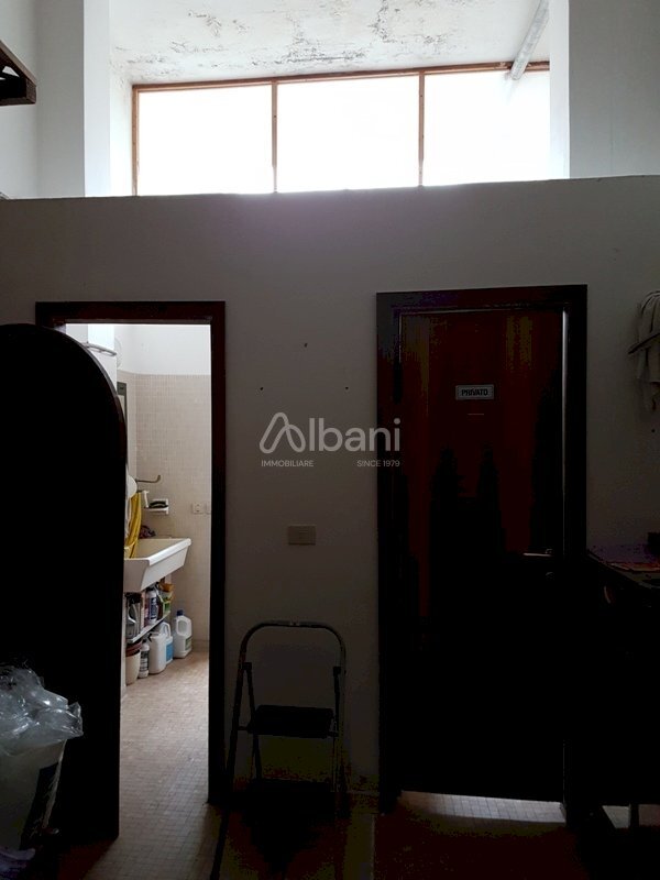 FC185_bagni.jpg - Locale Commerciale Vezzano Ligure - foto 3