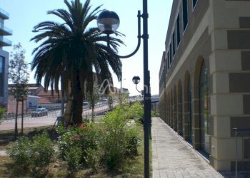 AFF514_Appartamento uso ufficio in affitto La Spez - Office La Spezia - photo 9