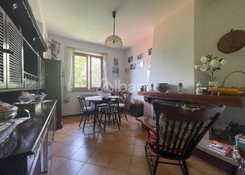 IN185_villa bifamiliare in vendita su due livelli - Independent house Via Monticello 59, Sarzana - photo 19