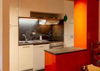 AFFITTO VERRAND - CUCINA - Apartment Prè-Saint-Didier - photo 6