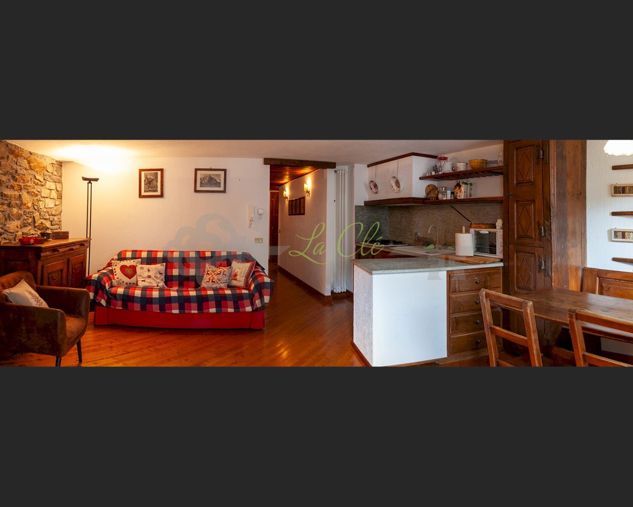 SOGGIORNO CON SALA DA PRANZO SISTEMATO.jpg - Quadrilocale Prè-Saint-Didier - foto 2