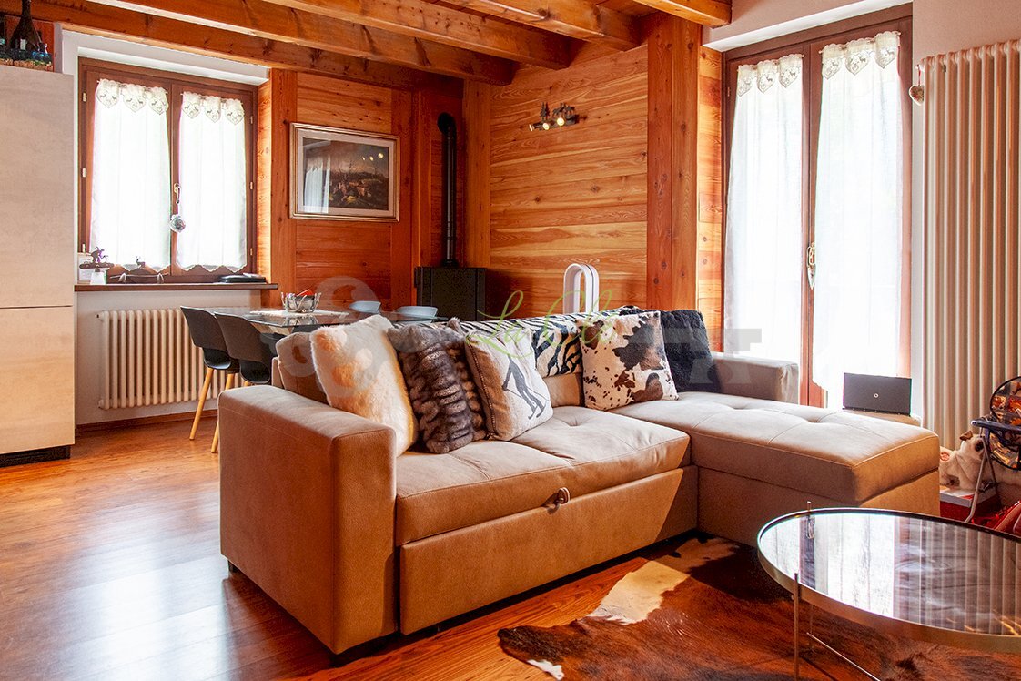 VENDITA MORGEX - SOGGIORNO - Bilocale Rue du Mont Blanc  2, Morgex - foto 1