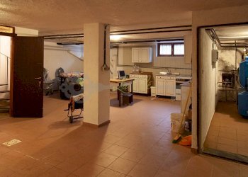 VENDITA LA SALLE: taverna - Small Villa La Salle - photo 18