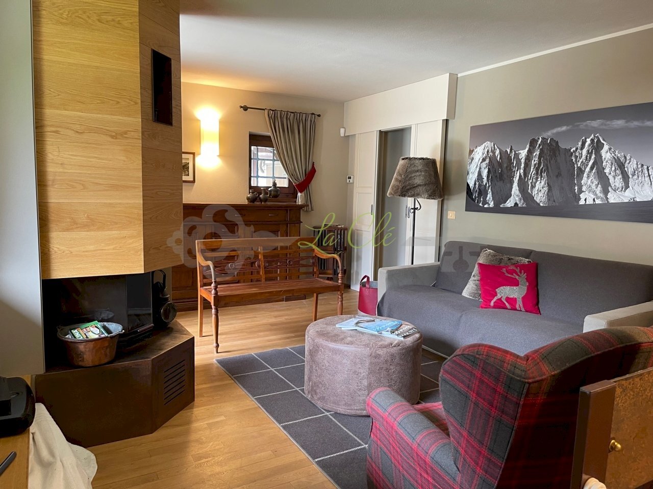 VENDITA COURMAYEUR - SOGGIORNO CON CAMINO - Trilocale Via Col Ferret 6, Courmayeur - foto 1