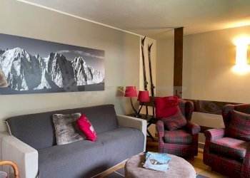 VENDITA COURMAYEUR - ZONA GIORNO - Trilocale Via Col Ferret 6, Courmayeur - foto 3