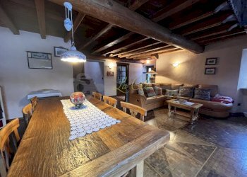 VENDITA LA SALLE - SOGGIORNO CON CAMINO E ZONA PRA - Quadrilocale Via Cesare Ollietti 13, La Salle - foto 9