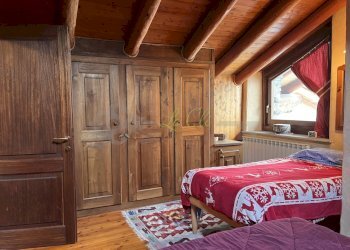 VENDITA LA SALLE - CAMERA MATRIMONIALE - Quadrilocale Via Cesare Ollietti 13, La Salle - foto 15